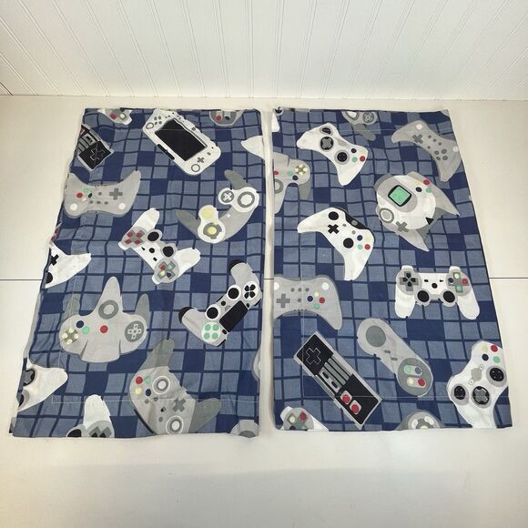 2‎ Nintendo Gaming Controllers Pillow Shams Blue size 30 X 23 Envelope Style - Picture 4 of 5